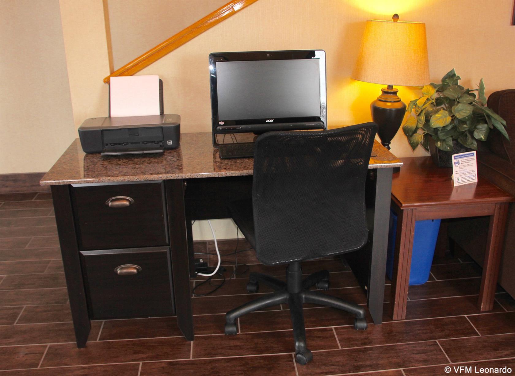 Quality Inn Hays I-70 Kültér fotó